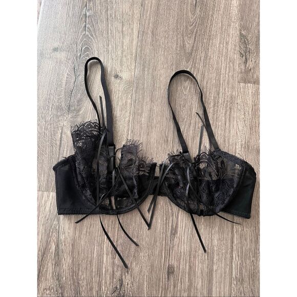 Frederick’s bra of Hollywood 73120 Lace Sexy Women’s size 34B - Picture 1 of 5